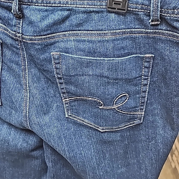 Sonoma Jeans Modern Demi Bootcut Sz 14 Short Like New - Picture 5 of 11